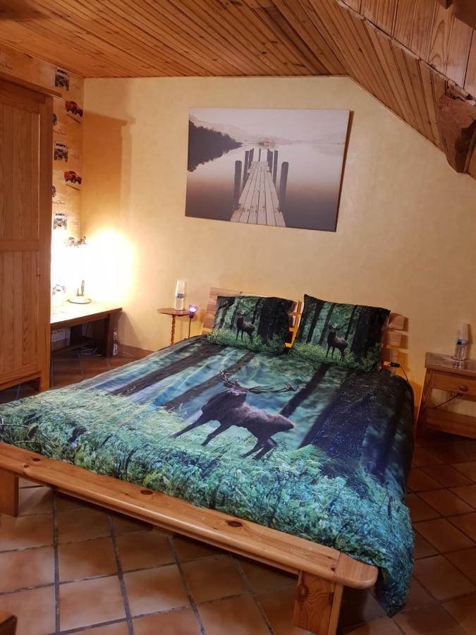 Au Grand Sapin Chambres Chez L'Habitant Henonville Экстерьер фото