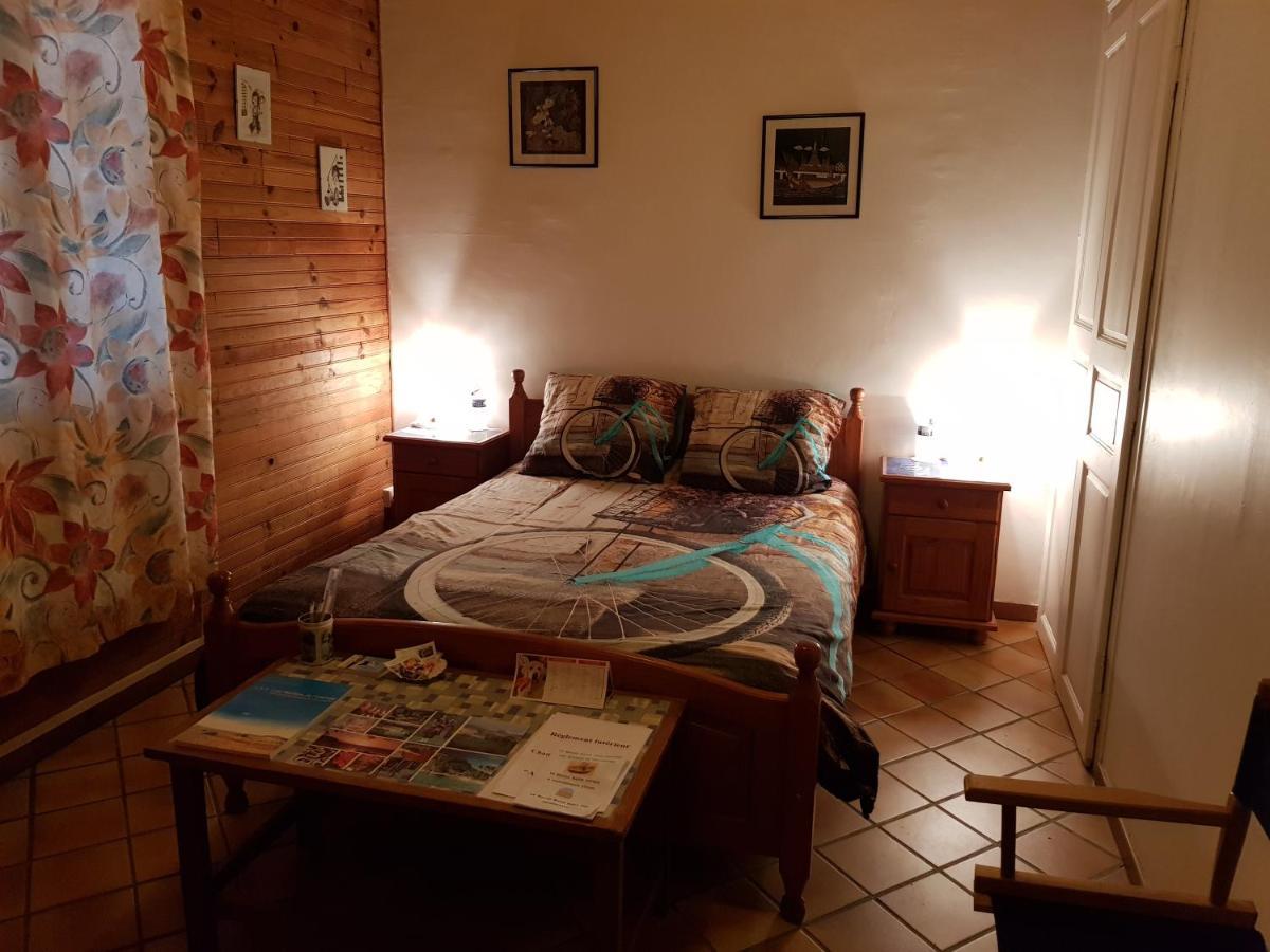 Au Grand Sapin Chambres Chez L'Habitant Henonville Экстерьер фото